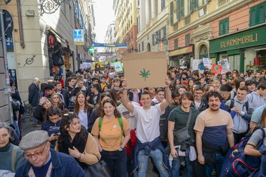 Genova - la manifestazione dei giovani contro il cambiamento cli