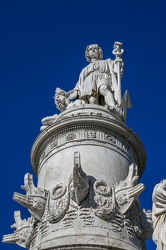 Genova, piazza Acquaverde - il monumento dedicato a Cristoforo C