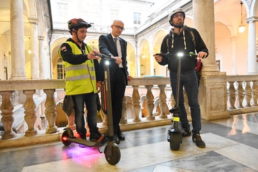 Genova, palazzo Tursi - incontro sul tema della mobilita sosteni