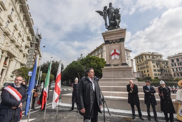 statua de ferrari via corsica 01032019-7722