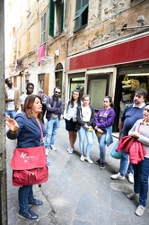 Genova, centro storico - tour turistico sui luoghi dell'immigraz