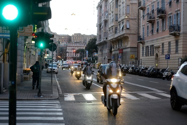 Genova - traffico e viabilita - cambiamenti all'incrocio tra via