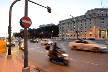 Genova - traffico e viabilita - cambiamenti all'incrocio tra via