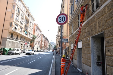 Genova, via Barabino - nuovo limite 30 km orari