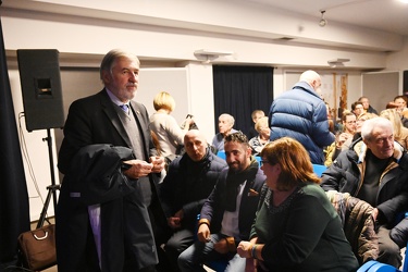 Genova Pegli, auditorium via Cialli - assemblea pubblica sui lav