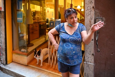 Genova - reportage in vico di canneto il lungo sulla movida rumo