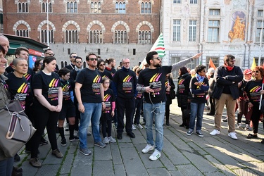 Genova, piazza Caricamento - iniziativa di libera con 25 fiaccol