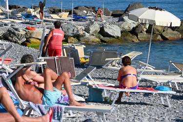 Genova, spiaggia corso Itlia - uomo 84 anni muore annegato