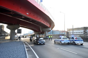 Genova, via Siffredi tra Cornigliano e Sestri Ponente - incident