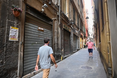 Genova, centro storico - locali chiusi