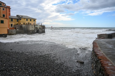 Genova, conseguenze allerta arancione