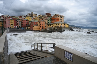 Genova, conseguenze allerta arancione