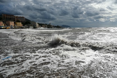 Genova, conseguenze allerta arancione