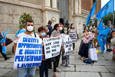 Genova, prefettura - manifestazione lavoratori sanita privata