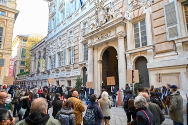 Genova, palazzo Tursi - manifestazioni comitati residenti e citt