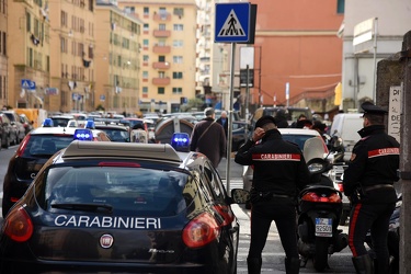 omicidio suicidio via Piacenza