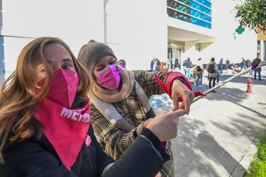 Genova, centro commerciale fiumara - presidio femminista contro 