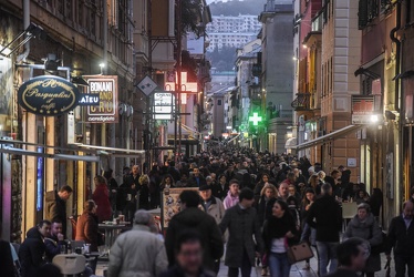 protesta negozi luci spente sestri 18022020-1726