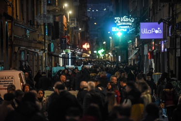 protesta negozi luci spente sestri 18022020-1812