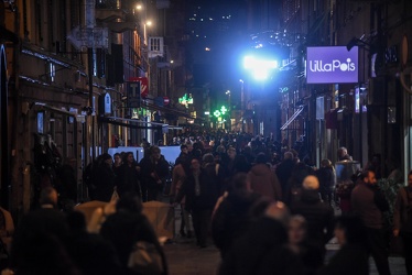 protesta negozi luci spente sestri 18022020-2103