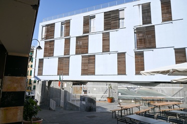 Genova, piazza delle erbe - la scuola baliano garaventa