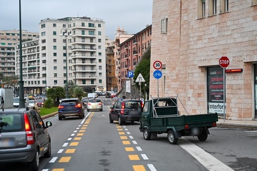 Genova, traffico inizo settimana di Natale