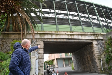 Genova, Rivarolo, Via Cambiaso - rimosse barriere anti rumore au