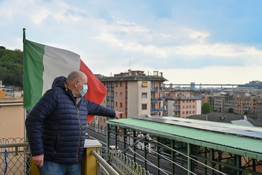 Genova, Rivarolo, Via Cambiaso - rimosse barriere anti rumore au