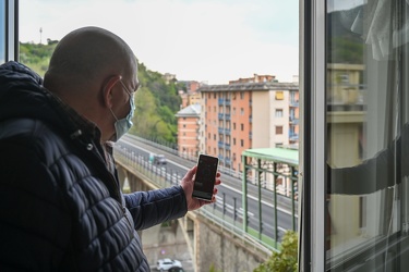 Genova, Rivarolo, Via Cambiaso - rimosse barriere anti rumore au