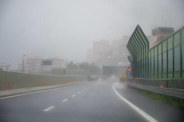 Genova, autostrada - maltempo