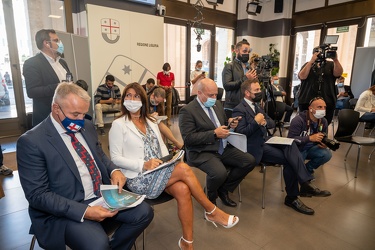 Genova, Sala Trasparenza - conferenza stampa un anno di secondo 