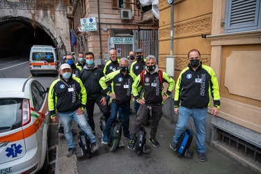 Genova, croce bianca piazza Palermo - corso con associazione mon