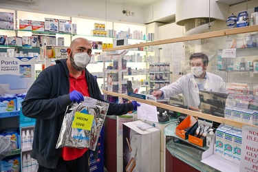 Genova, inizia campagna vaccinale nelle farmacie - la consegna d