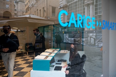 Genova, piazza Banchi - rinnovata sede filiale smart Carige