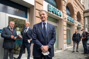 Genova, piazza Banchi - rinnovata sede filiale smart Carige