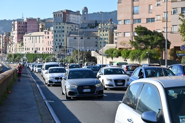 Genova, cantiere demolizioni fiera waterfront di levante - fuga 