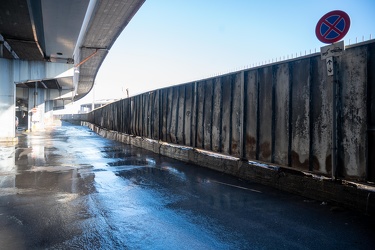 Genova, cantiere demolizioni fiera waterfront di levante - fuga 