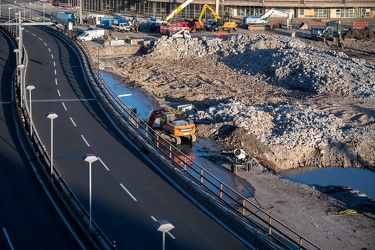 Genova, cantiere demolizioni fiera waterfront di levante - fuga 