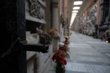 Genova, cimitero Staglieno - si moltiplicano i furti di ornament