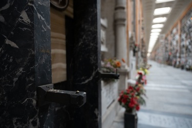 Genova, cimitero Staglieno - si moltiplicano i furti di ornament