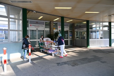 Genova, pronto soccorso San Martino - incendio