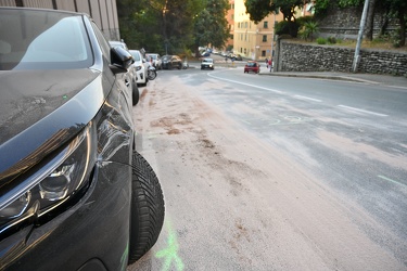 Genova, via Ferrara, San Teodoro - incidente stradale nella nott