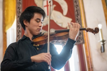 Genova, palazzo Tursi - violinista vincitore premio Paganini 201