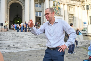 Genova, piazza Matteotti - presidio manifestazione Italiexit