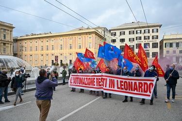 Genova, centro, manifestazione lavoratori Leonardo contro cessio