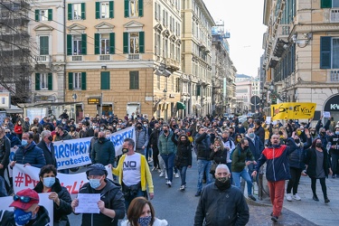 Genova, manifestazione categorie ristoratori e altre contro misu