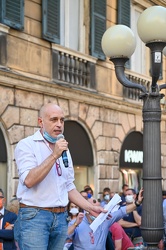 Genova, prefettura - manifestazione contro concessione autostrad