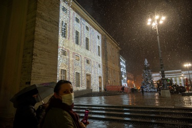 Genova, piazza De Ferrari - lieve nevicata 8 Dicembre