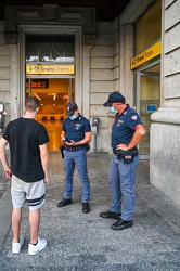 Genova, stazione Brignole - controlli polizia ferroviaria polfer