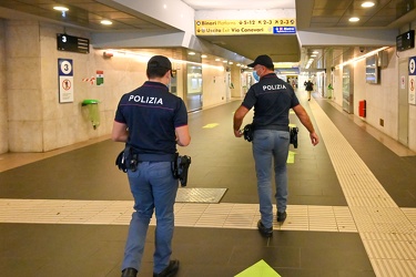 Genova, stazione Brignole - controlli polizia ferroviaria polfer